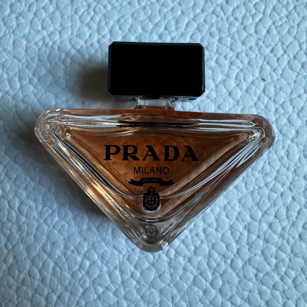 Mini Prada Paradoxe Intense EDP - Picture 4 of 9